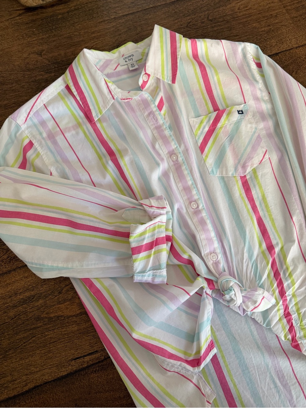 Crown & Ivy Stripe Button down Top — White, Pink & Green. Size xs